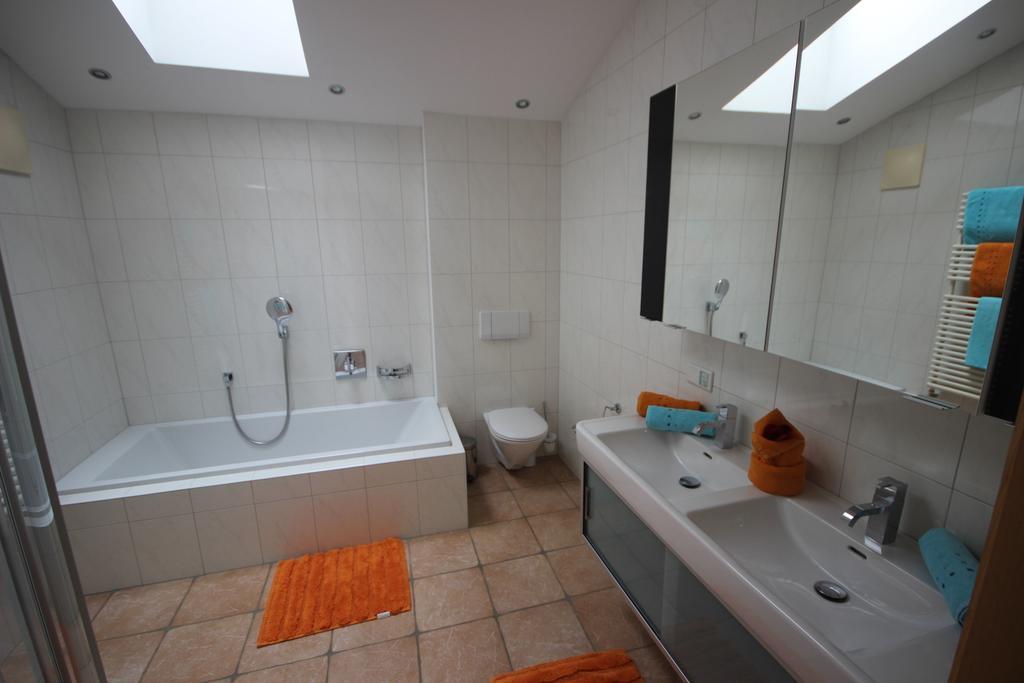 Alpenappartement Капрун Екстериор снимка